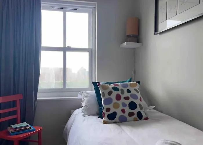Cosy Georgian Cottage - Parking - Central Frome