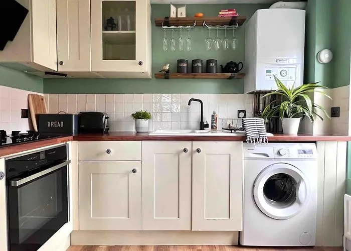 Cosy Georgian Cottage - Parking - Central Frome
